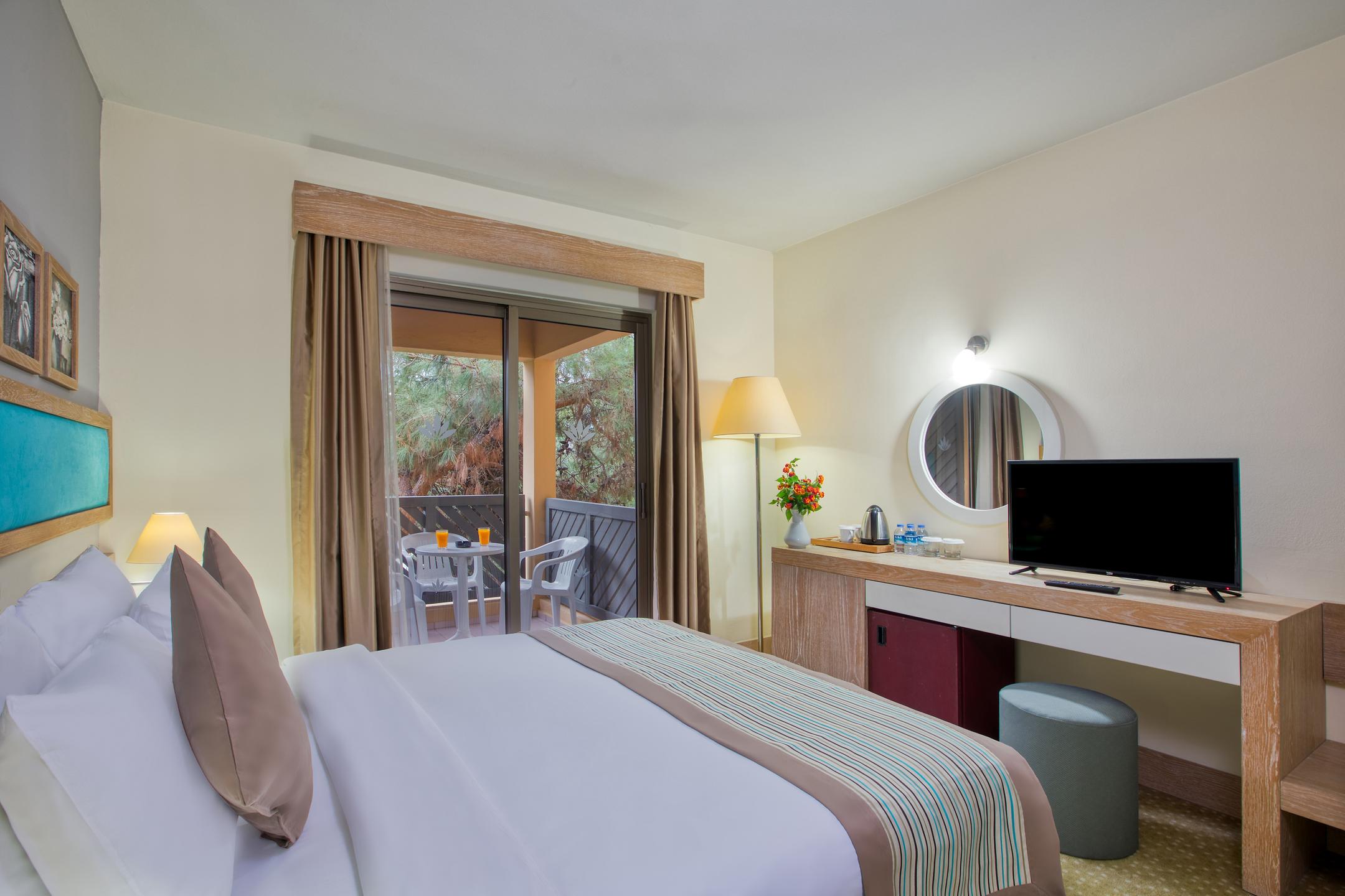 LABRANDA Excelsior Side