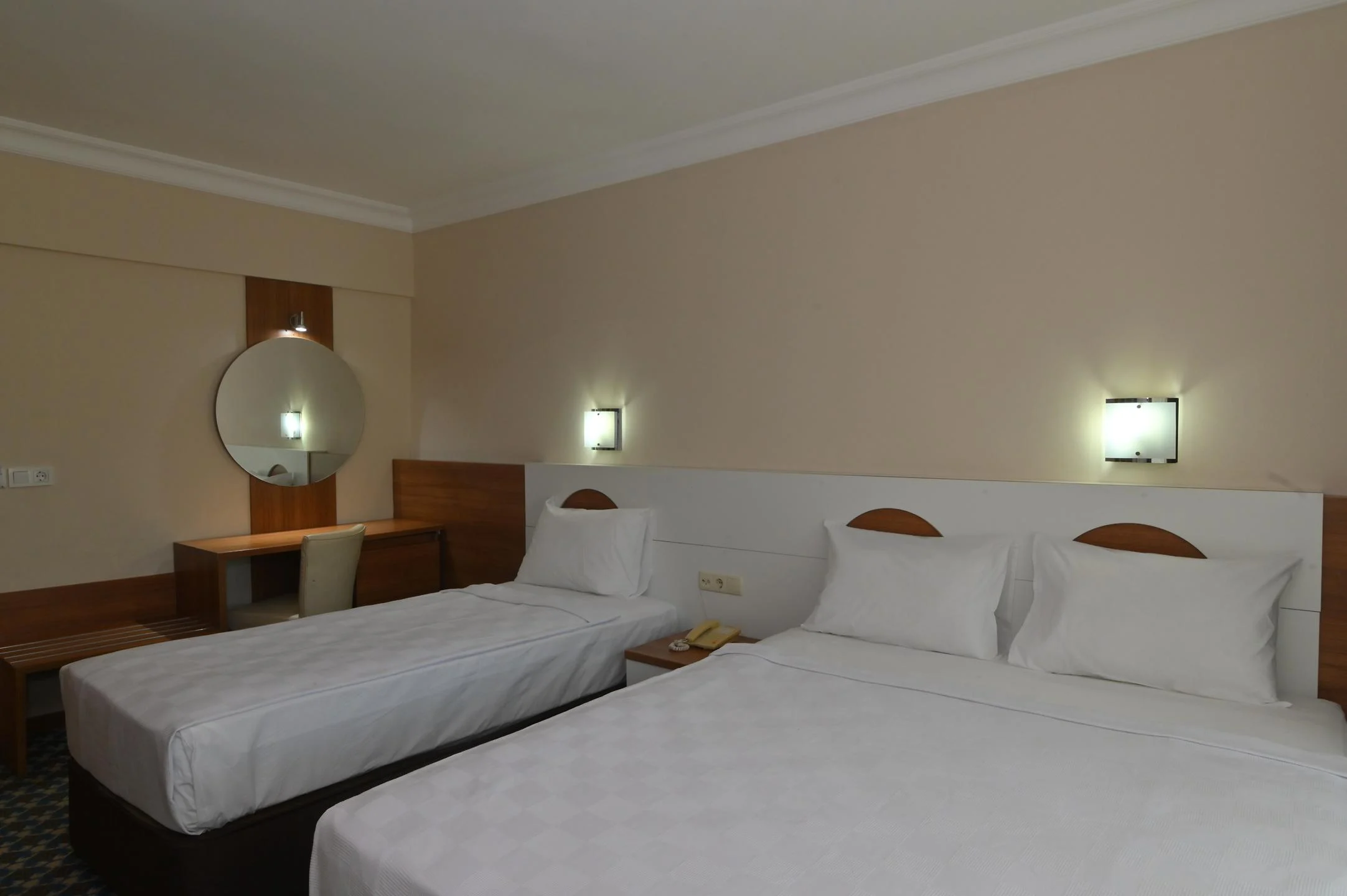 Omorfi Garden Resort