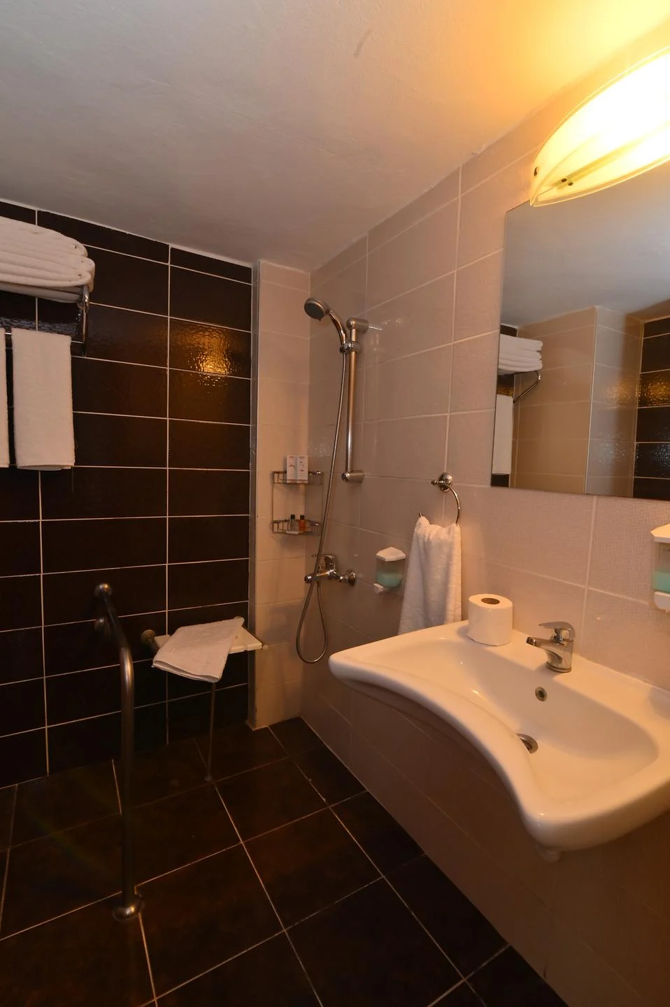 Omorfi Garden Resort