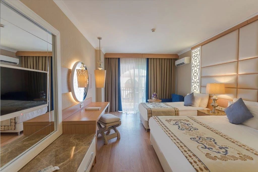 Quattro Beach Spa & Resort Otel Alanya