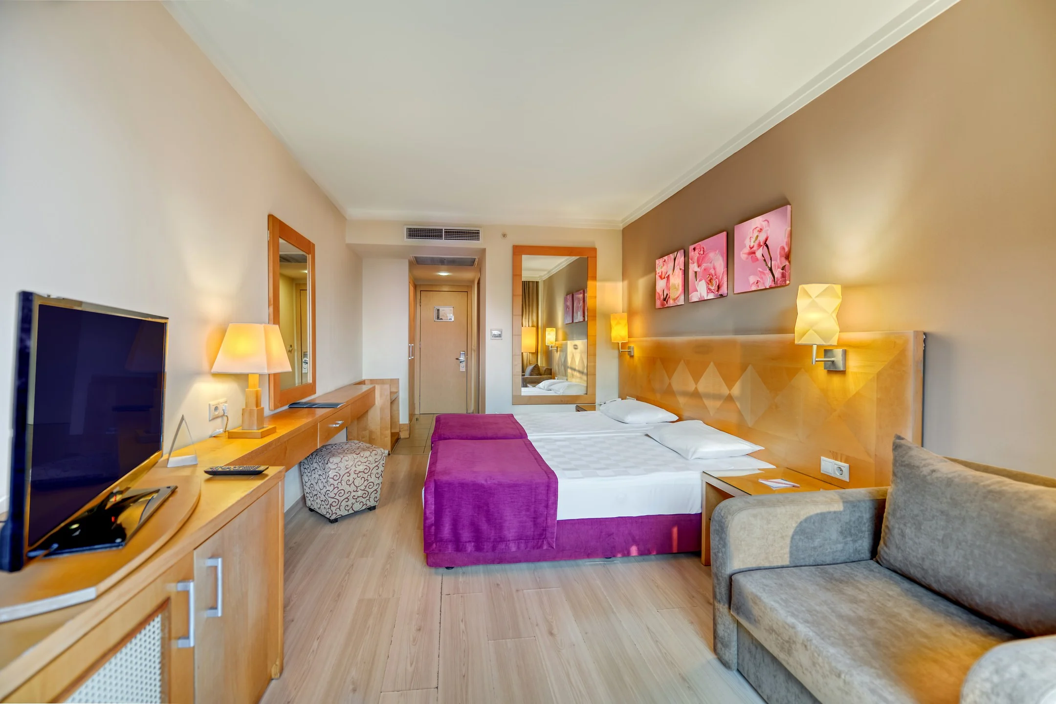 Sealife Buket Beach & Resort