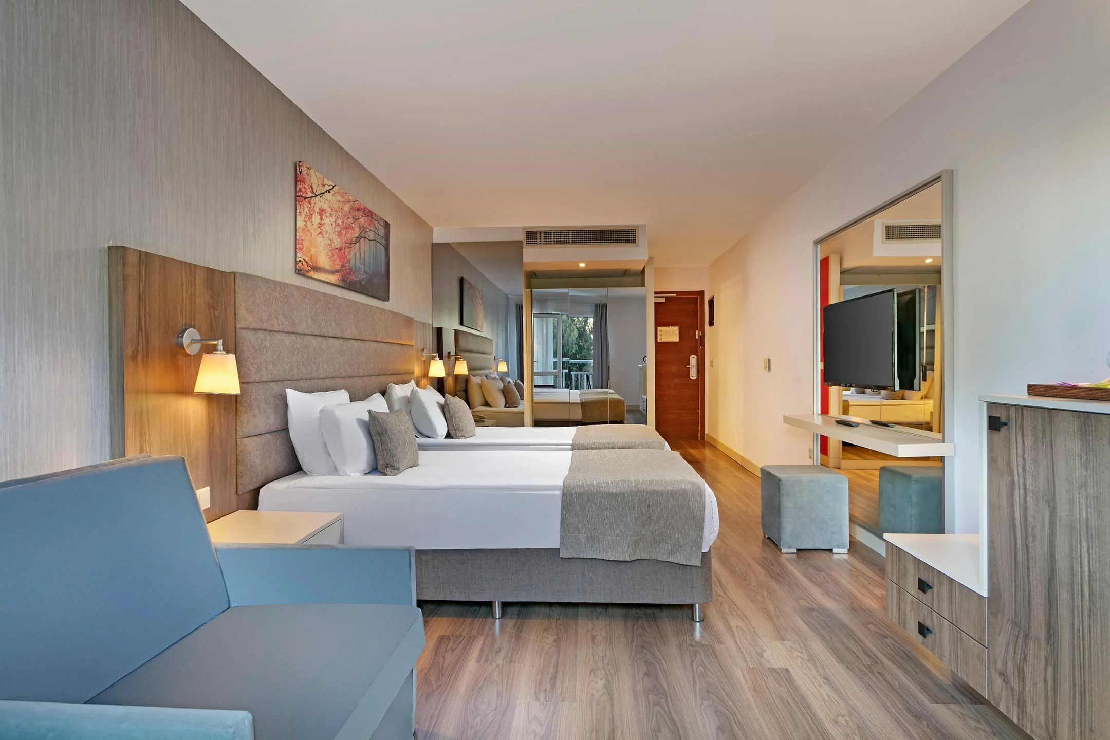 Seven Seas Hotel Blue