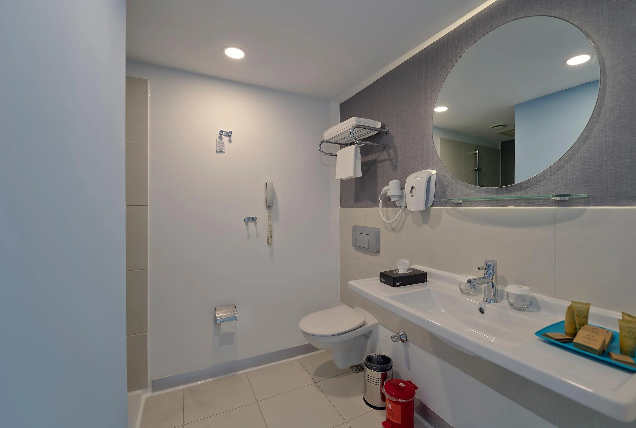 Seven Seas Hotel Blue