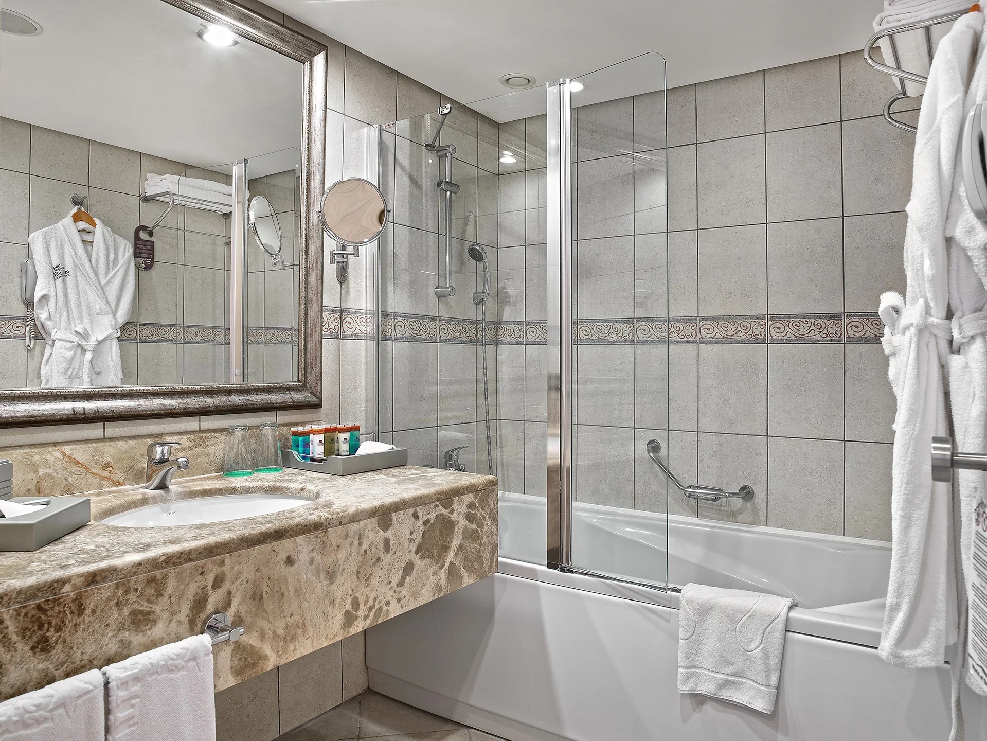 Starlight Resort Hotel