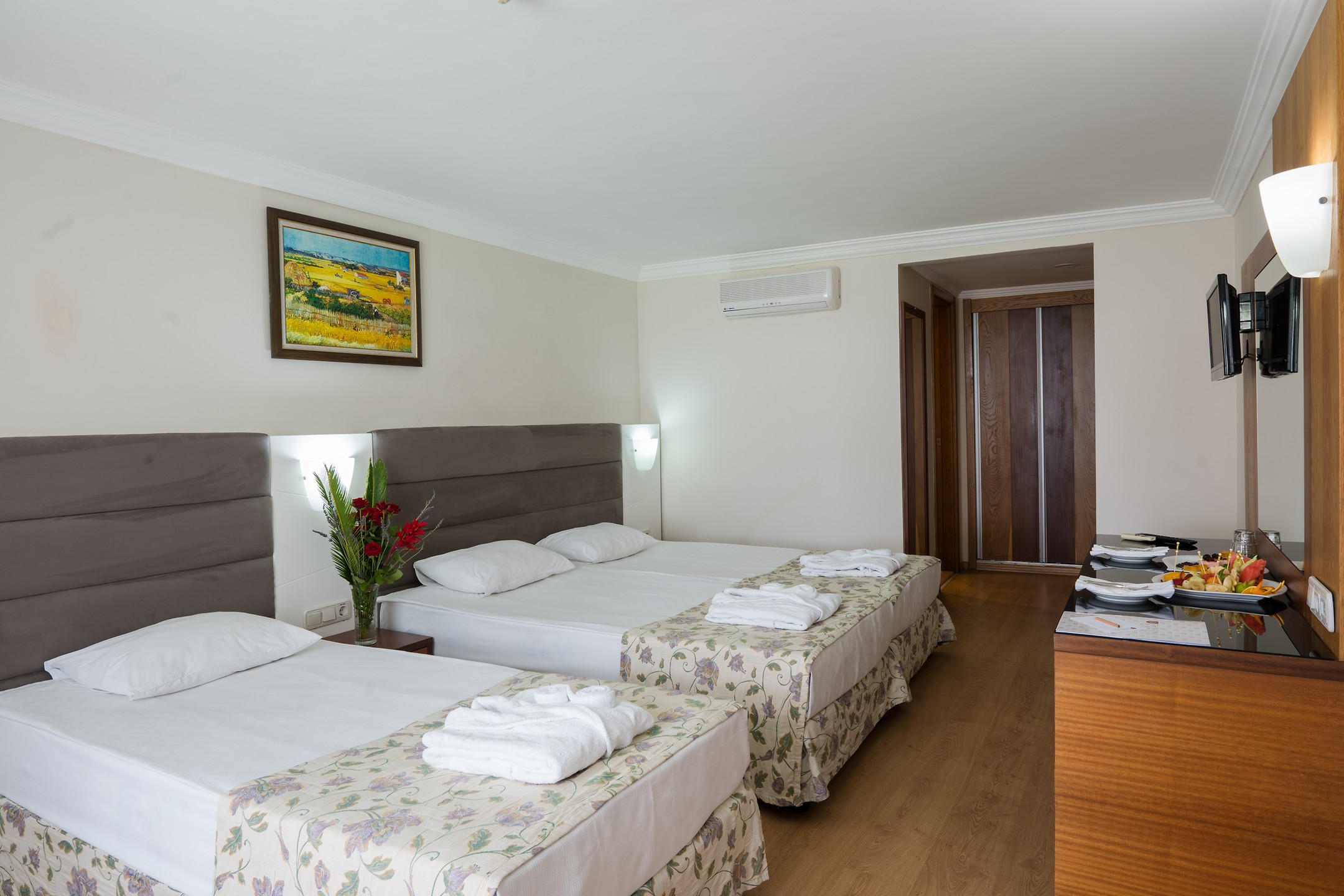 Throne Seagate Belek Hotel