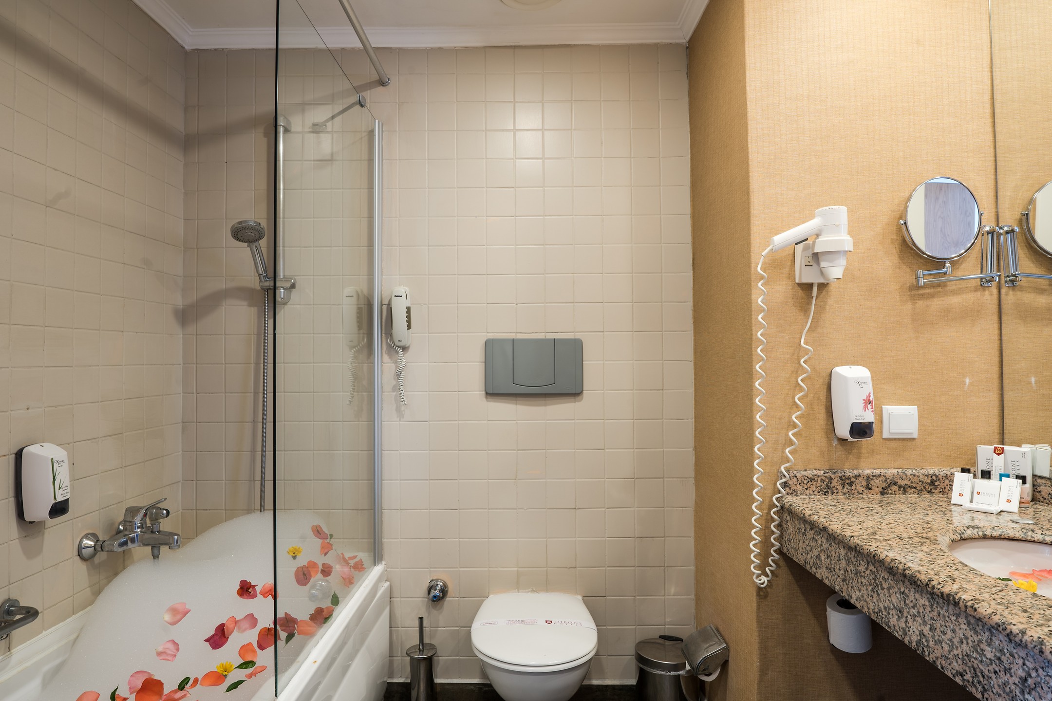 Throne Seagate Belek Hotel