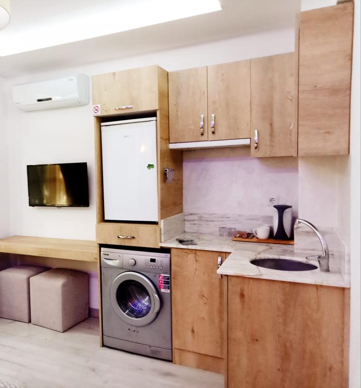 Loren Hotel & Suites