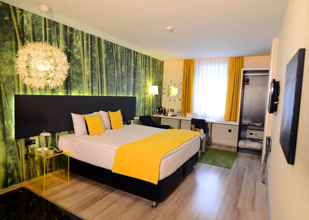 Tempo Suites Airport