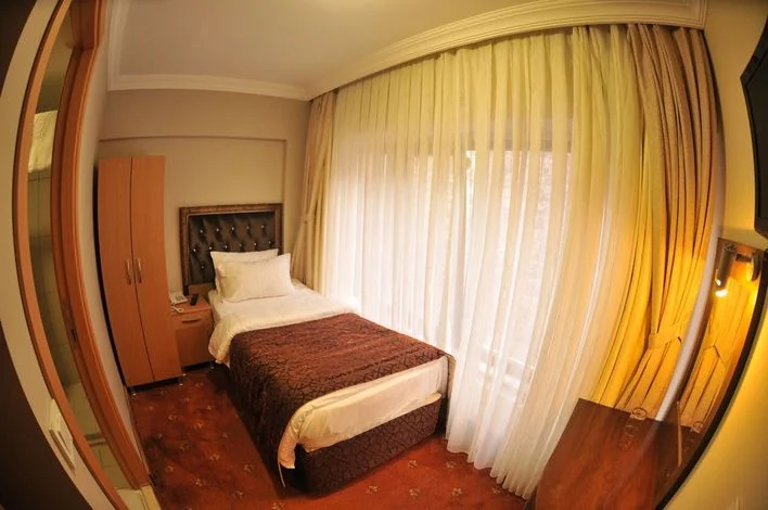 Palace Point Apart Hotel