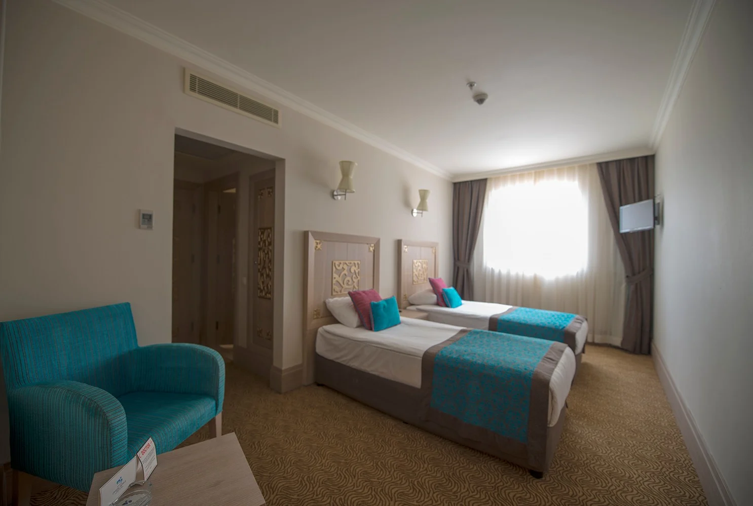 Crystal Family Resort