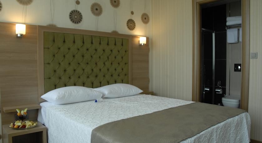 Lounge Boutique Hotel