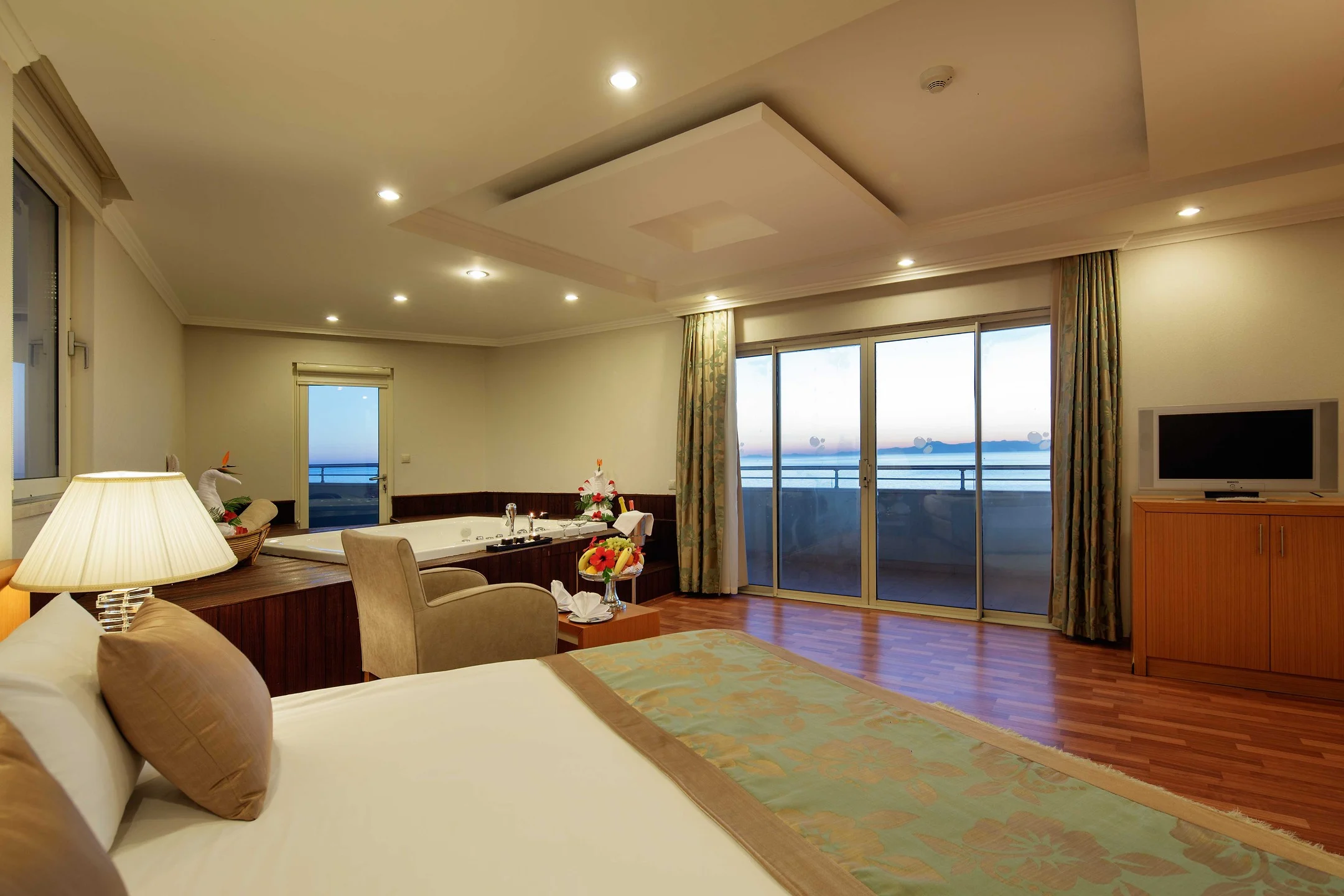 Crystal Hotels Admiral Resort