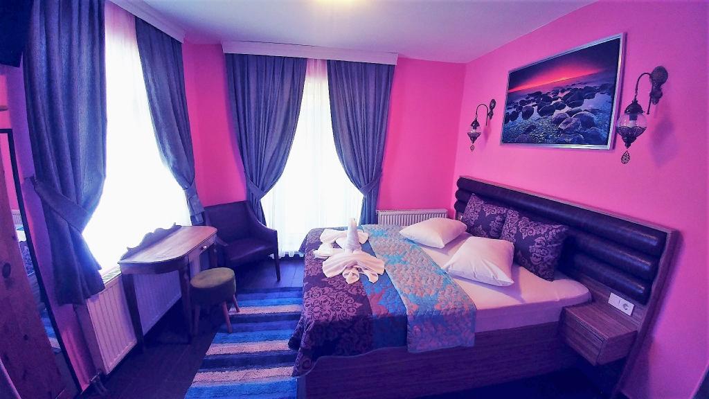 Motel Tahir – Yetişkin Oteli