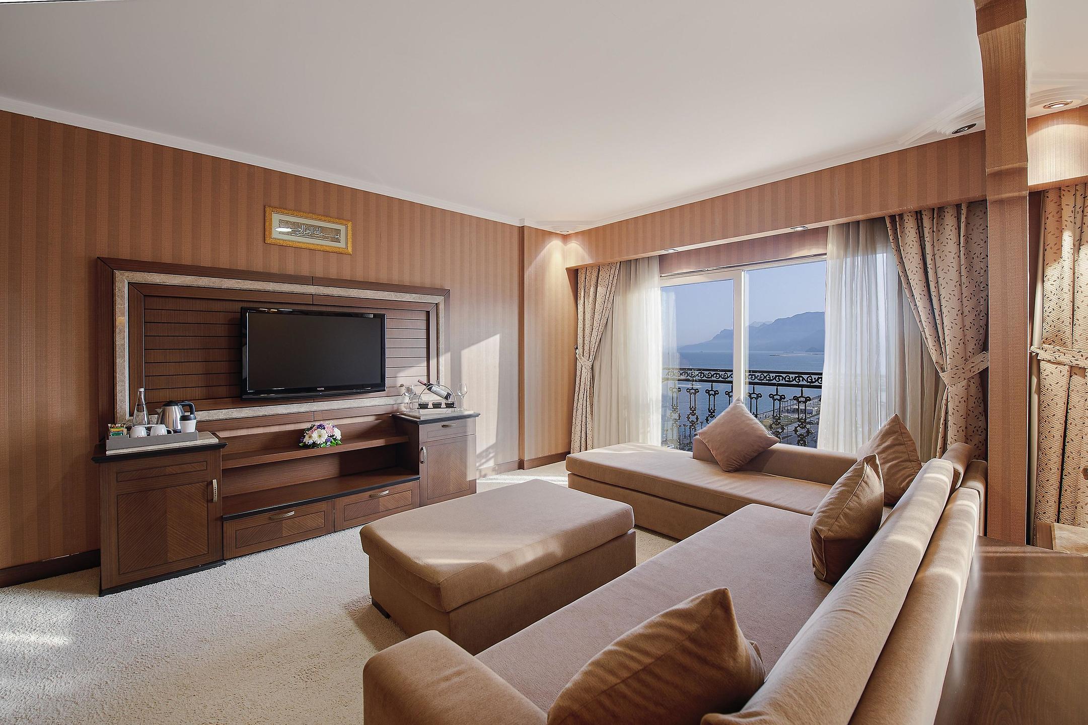 Megasaray WestBeach Antalya