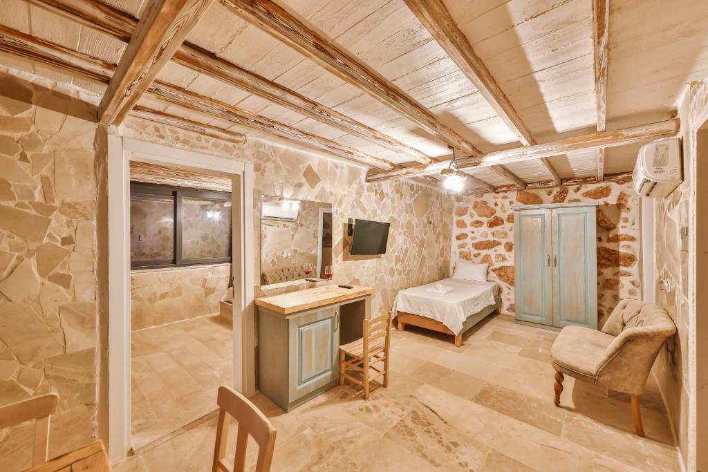 Mojo Sunset Boutique Hotel