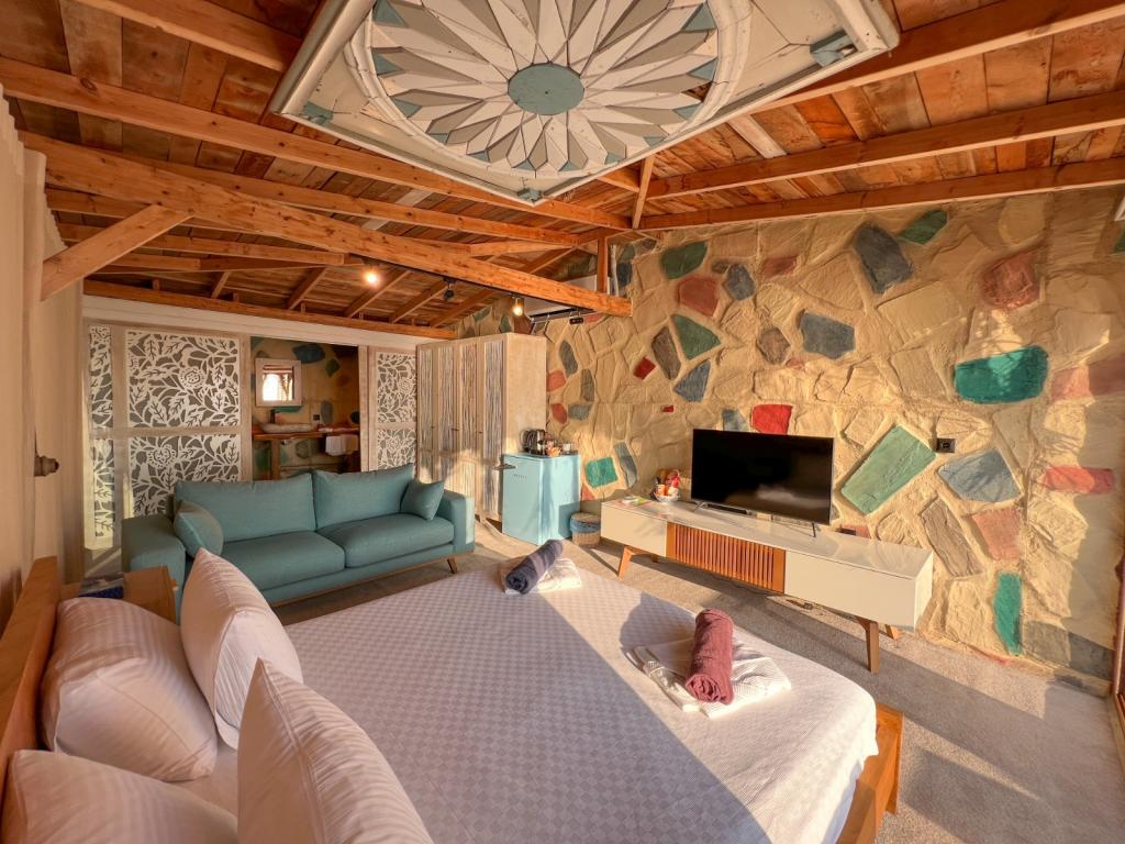 Mandalina Suites Hotel