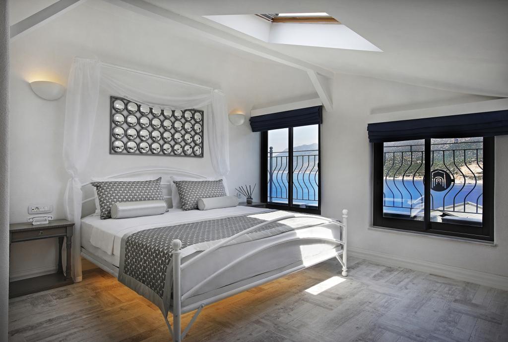 Alley Prime (Adult Only +12)