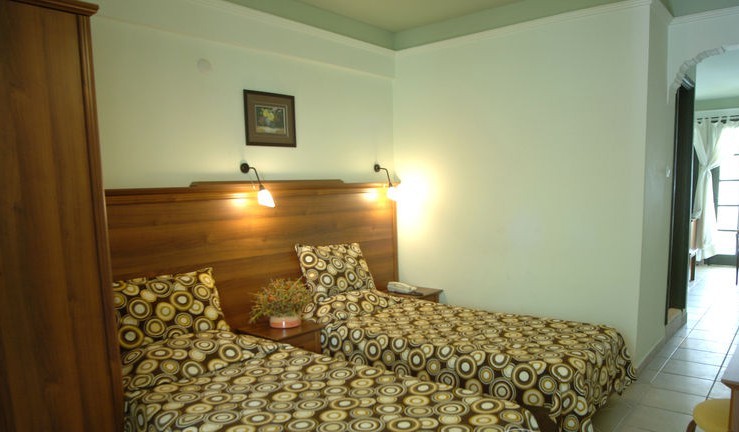 May Garden Club Hotel