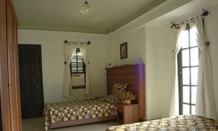 May Garden Club Hotel