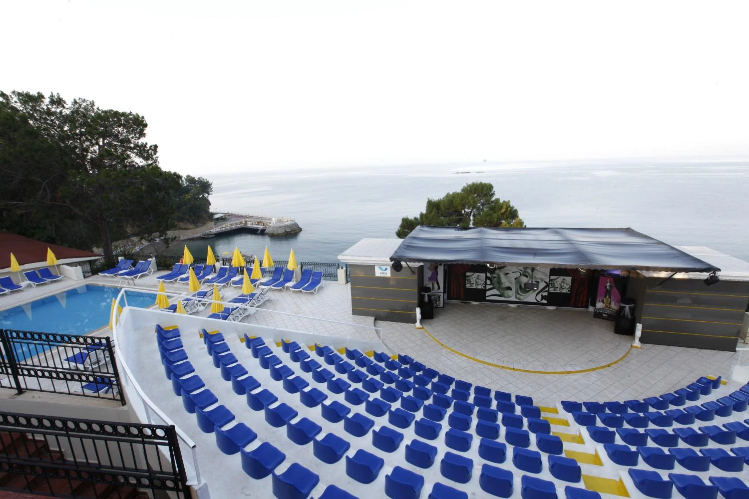 Aska Bayview Resort Hotel