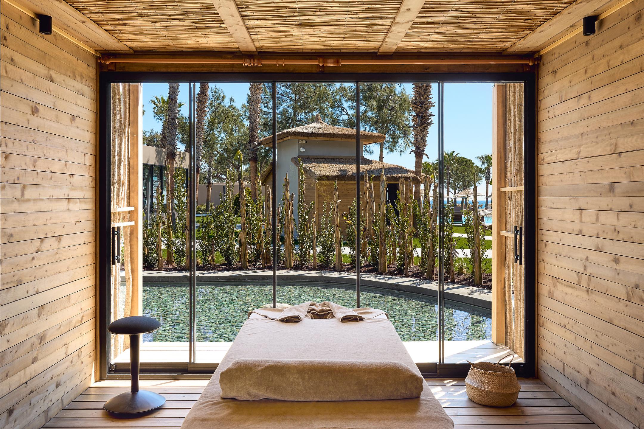 BALMY Beach Resort Kemer