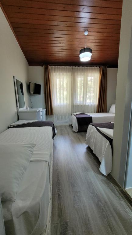 Canada Hotel ve Bungalows