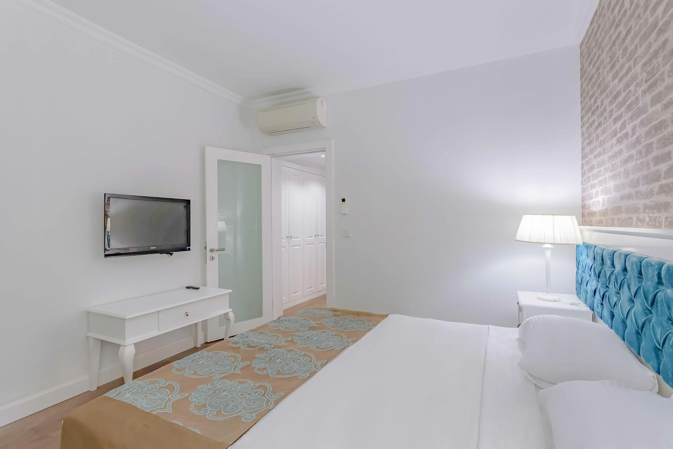 Euphoria Palm Beach Resort