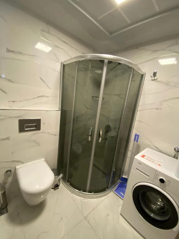 Golden World Suite Hotel