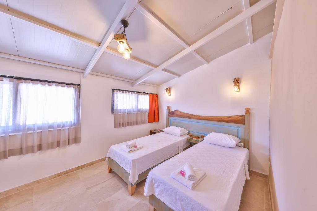 Mojo Sunset Boutique Hotel