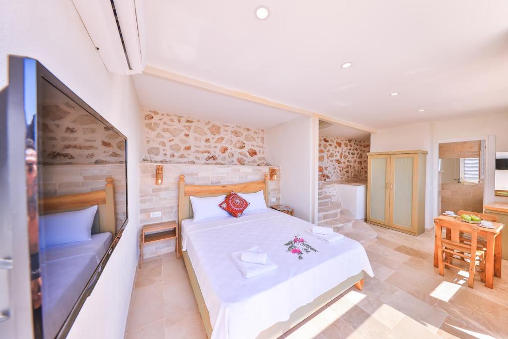 Mojo Sunset Boutique Hotel