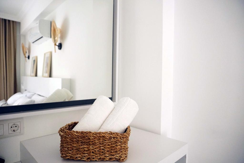 Blue Island Luxury Hotel (Adult Only +16)