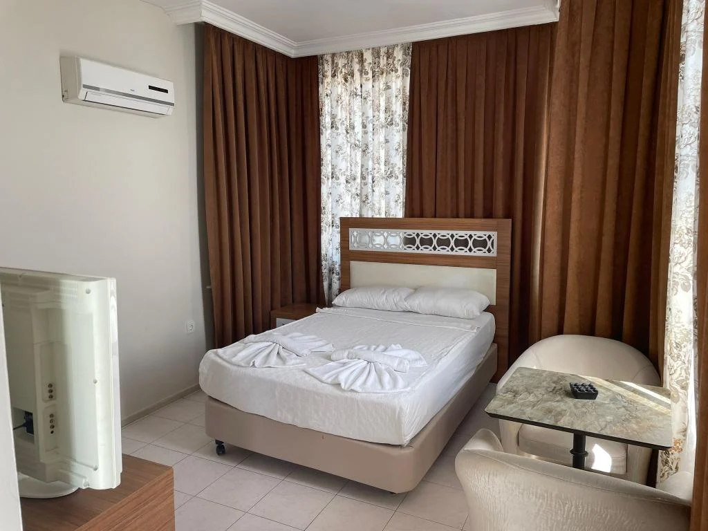 Rosella Apart & Hotel