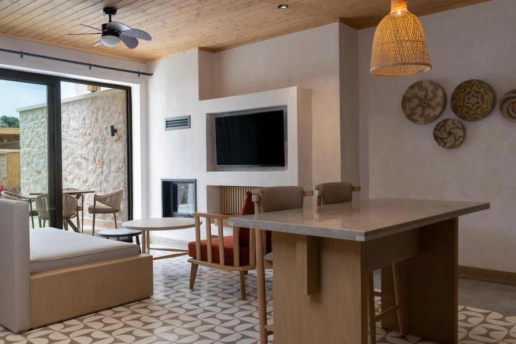 Mekvin Suites Villas