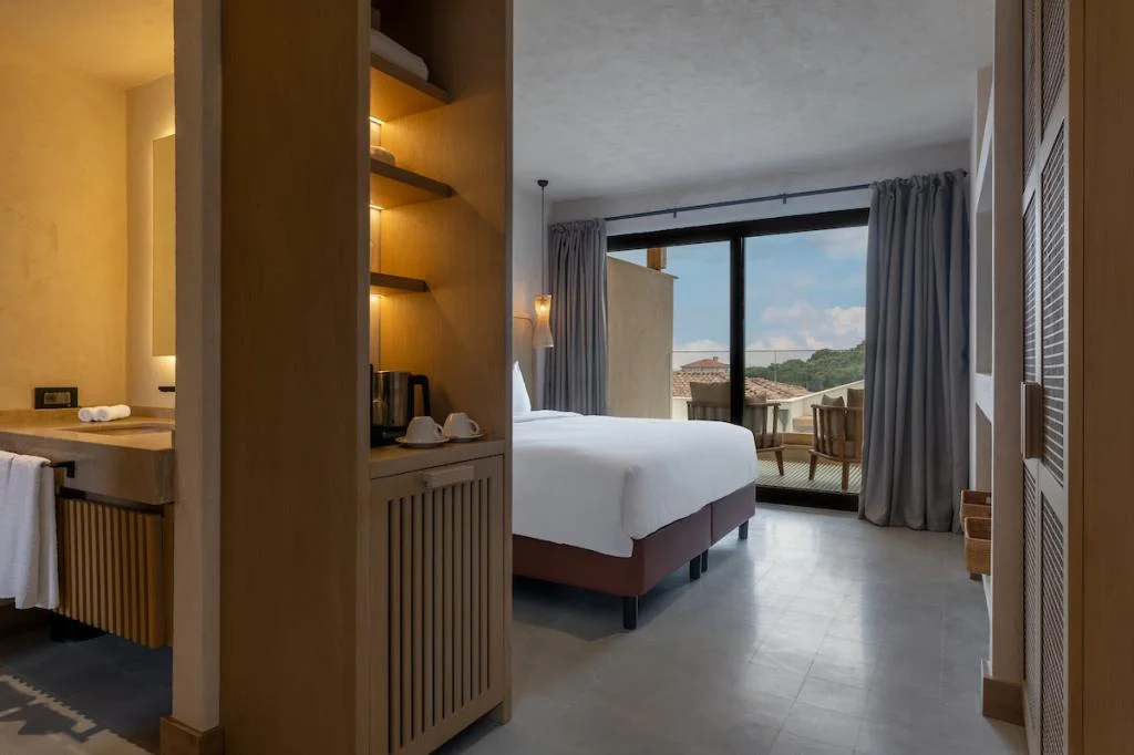 Mekvin Suites Villas