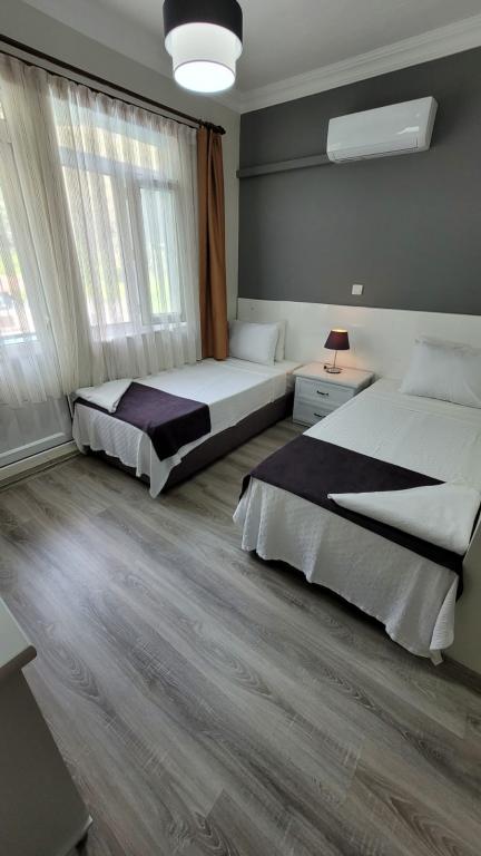 Canada Hotel ve Bungalows