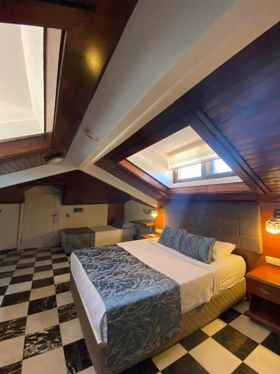 Castle Old Town (c.o.t.)