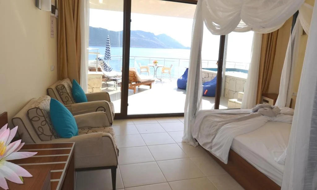 Hotel Cachet (Adult Only +14)