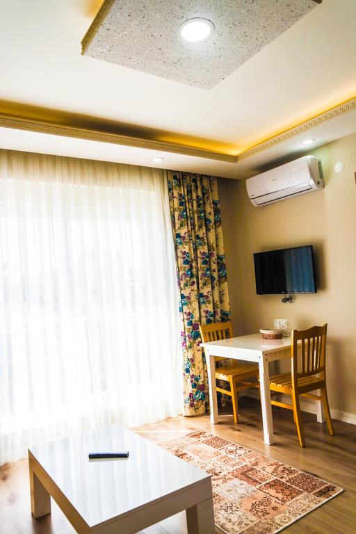 Ale Apartments Hotel