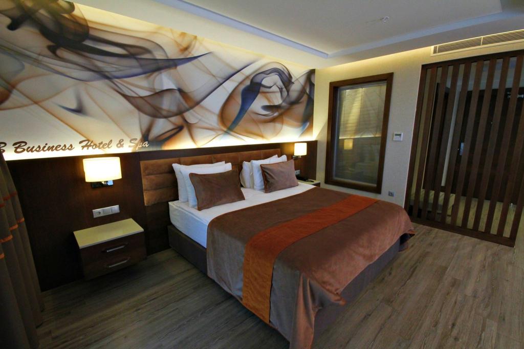 B Business Hotel & Spa