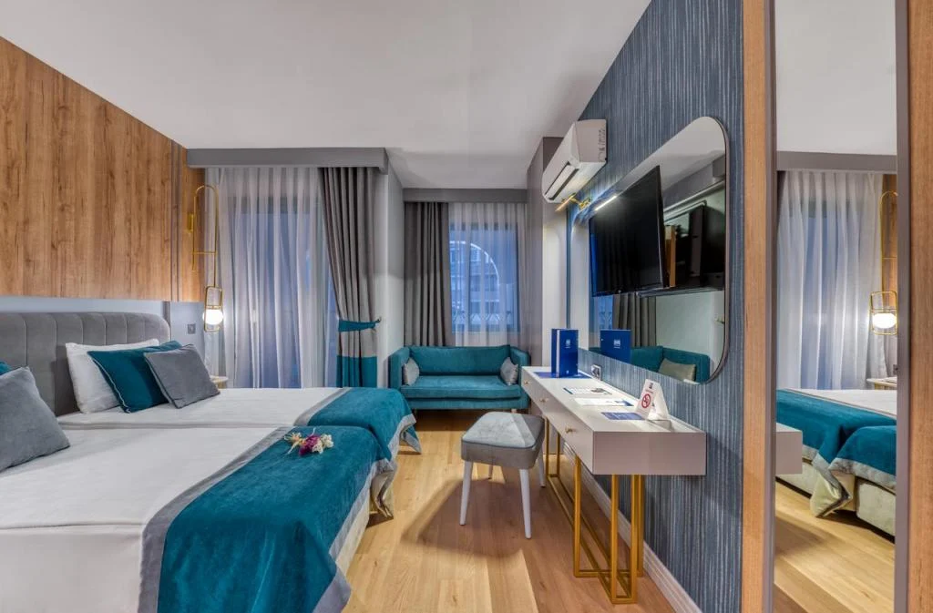 Sealife Lounge Hotel – Adult Only