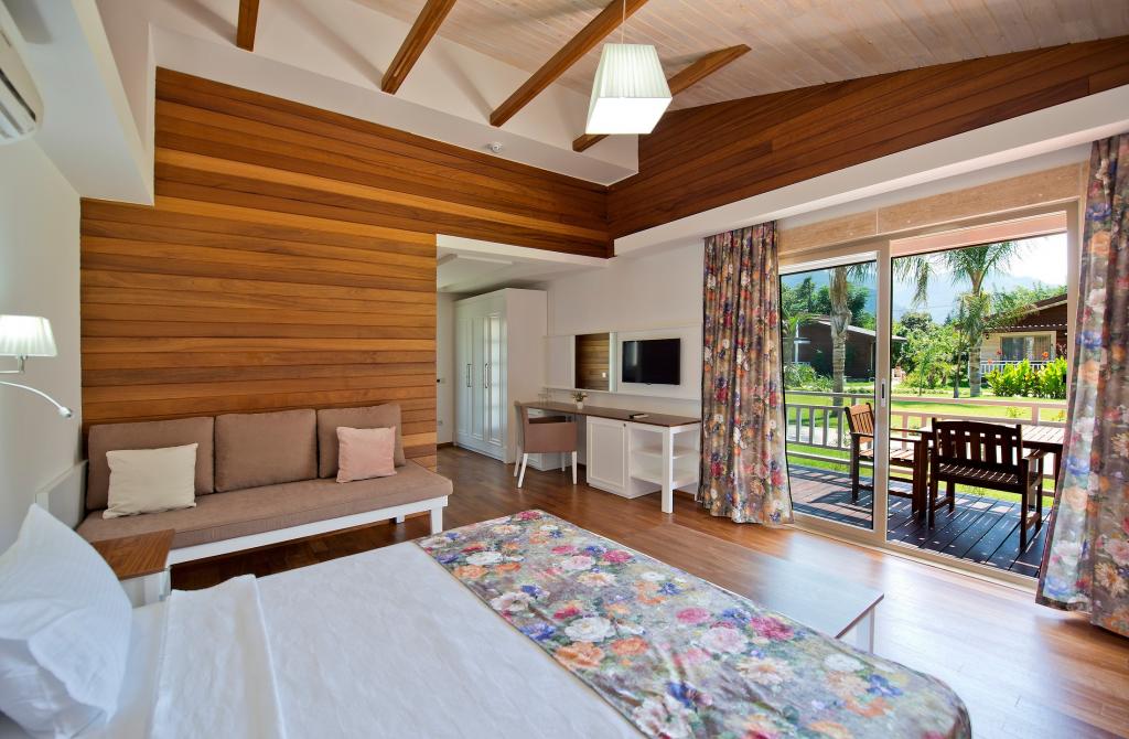 Çıralı Hera Hotel