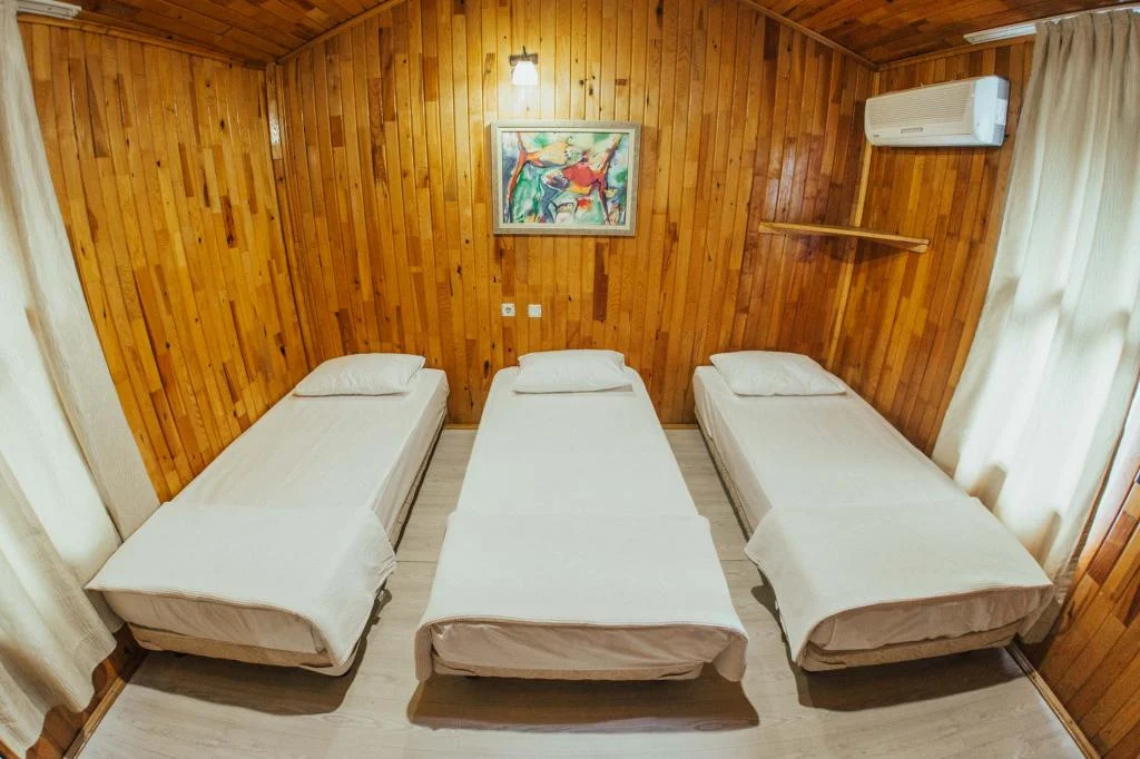 Kadir’s Tree Houses