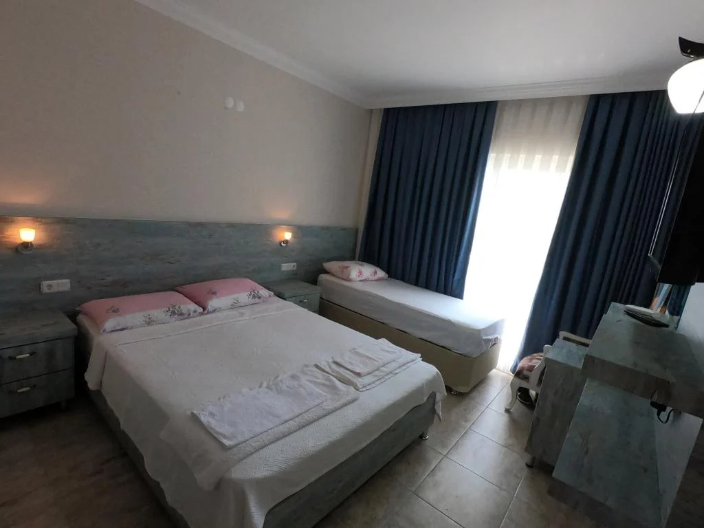 Nar Çiçeği Otel Adrasan