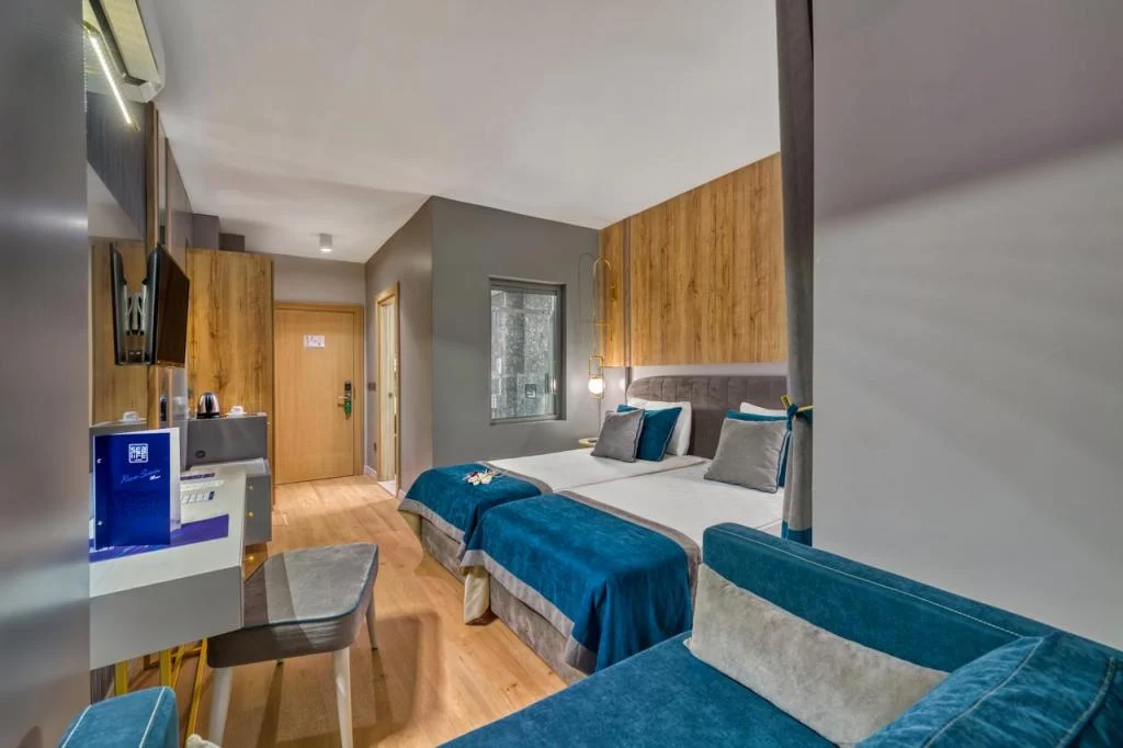 Sealife Lounge Hotel – Adult Only