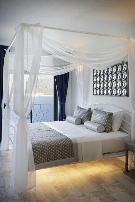 Alley Prime (Adult Only +12)