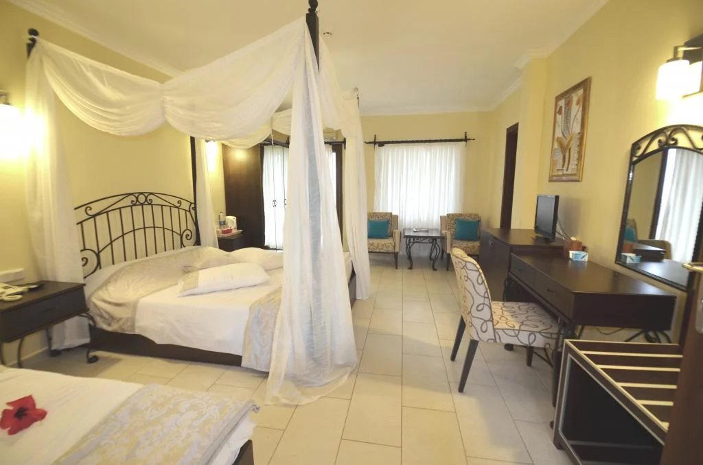 Hotel Cachet (Adult Only +14)