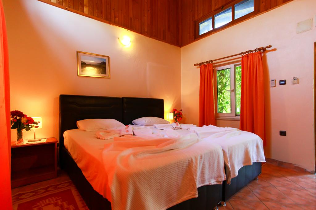 Çıralı Rüya Pansiyon