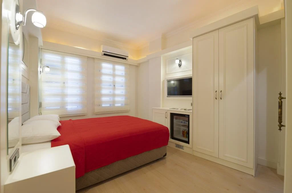 Castle Old Town (c.o.t.)