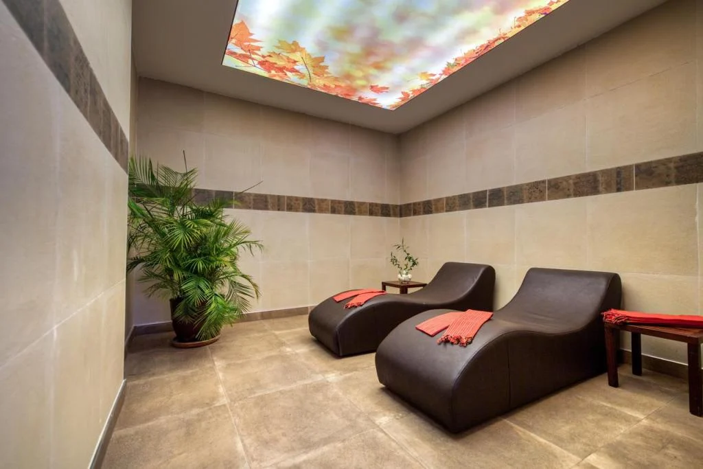 Sealife Lounge Hotel – Adult Only