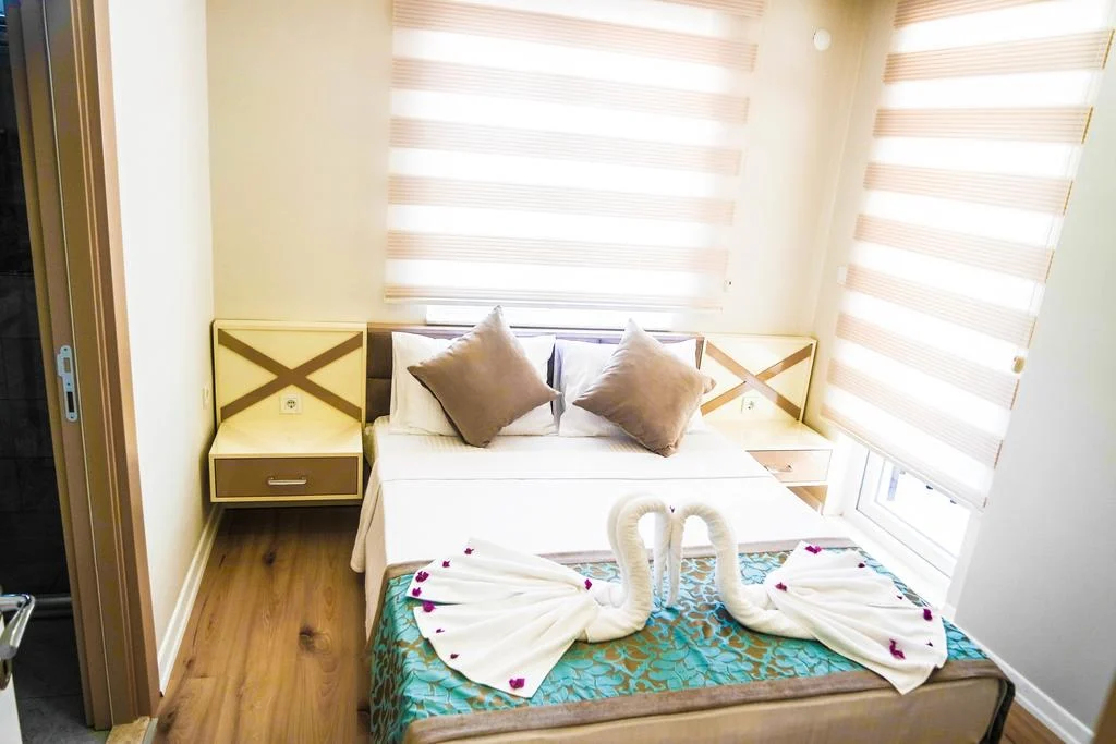 Ale Apartments Hotel